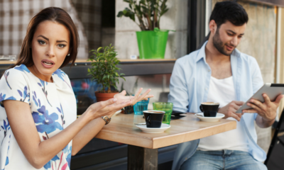Couple taking relationship red flags test