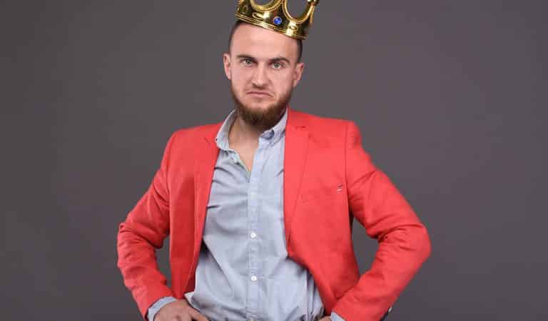 Quiz: Do You Know How to Spot A Narcissist? Quiz: Do You Know How to Spot A Narcissist?