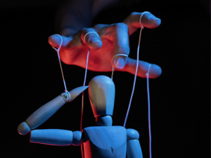 10 ways narcissists take control