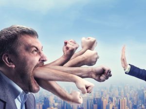 arguing with a narcissist