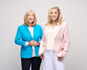 About Us Leslie And Lindsey Glass