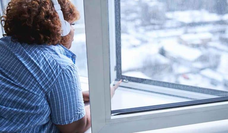 6 Mindful Activities To Boost Winter Sobriety