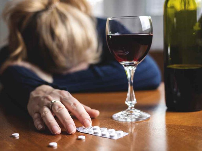 alcohol and antidepressants