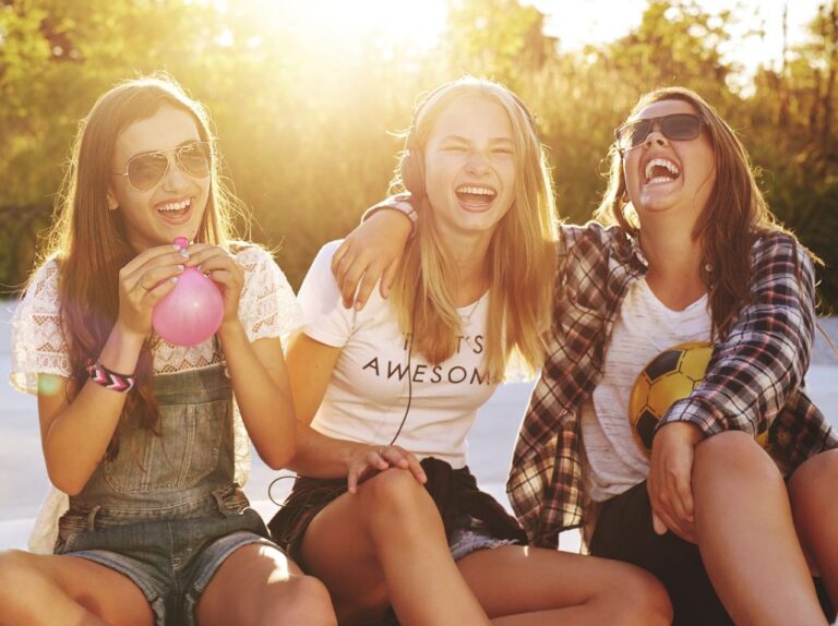 Unsafe Situations For Girls