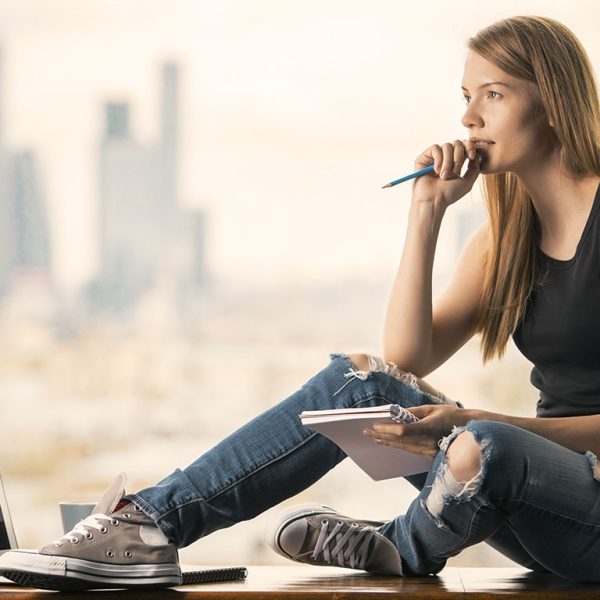 Girl writing a lisk